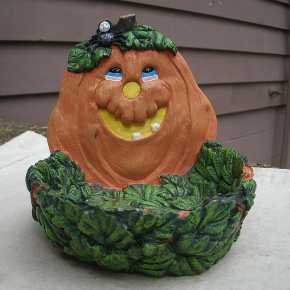 Happy Jack o Lantern in Pumpkin Patch Candy Dish - Picture 1 of 8